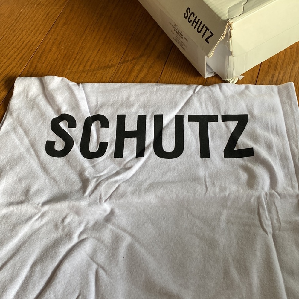 Schutz sheepskin lined boots NWT - Picture 6 of 10